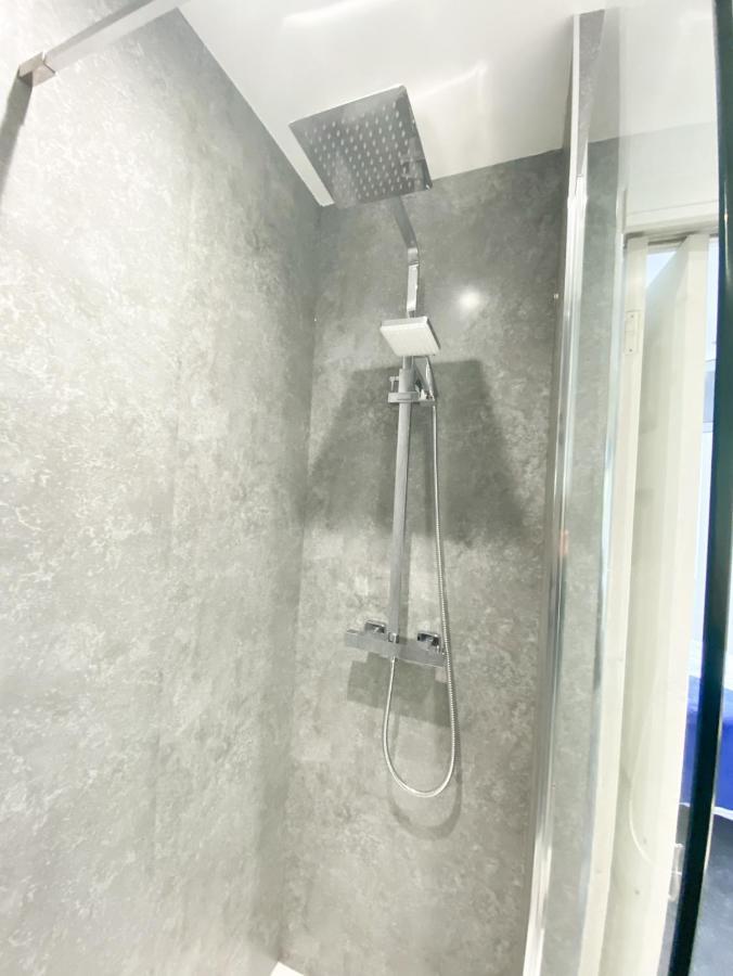 Harbourside House - Great Location - Parking - 2 En-Suites - Sleeps 5 Plus 1 Пул Экстерьер фото