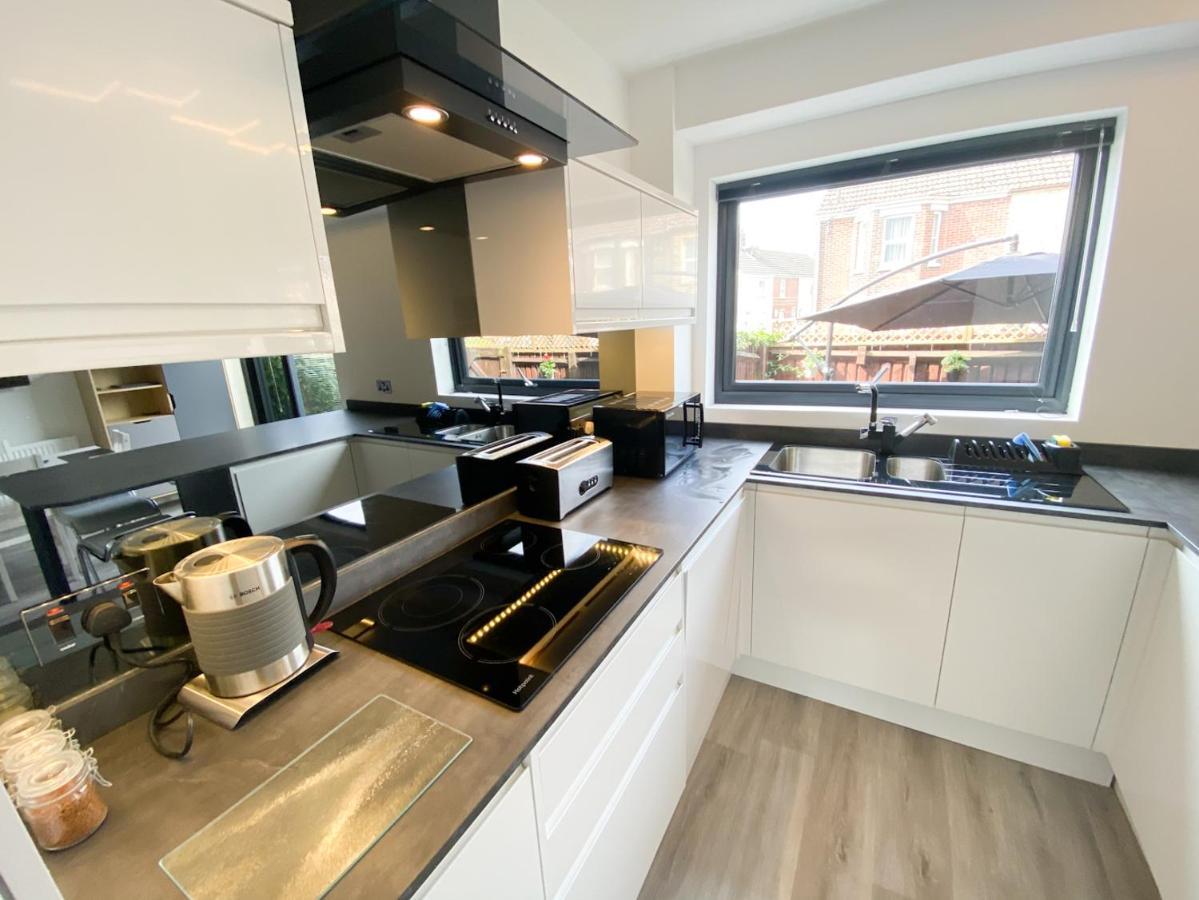 Harbourside House - Great Location - Parking - 2 En-Suites - Sleeps 5 Plus 1 Пул Экстерьер фото