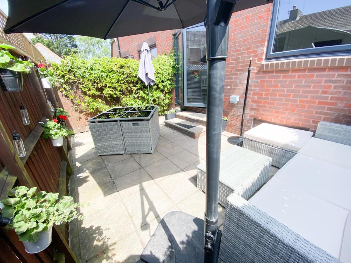 Harbourside House - Great Location - Parking - 2 En-Suites - Sleeps 5 Plus 1 Пул Экстерьер фото