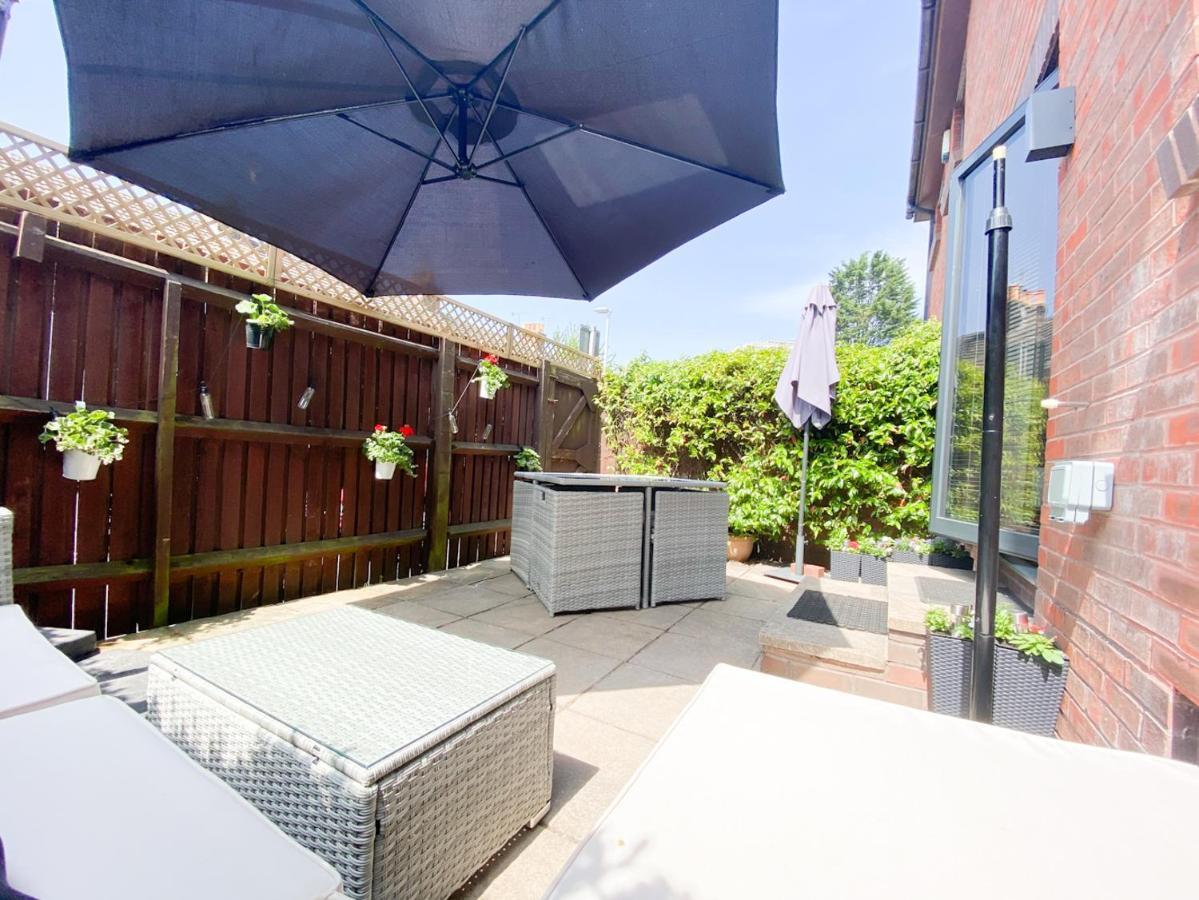 Harbourside House - Great Location - Parking - 2 En-Suites - Sleeps 5 Plus 1 Пул Экстерьер фото