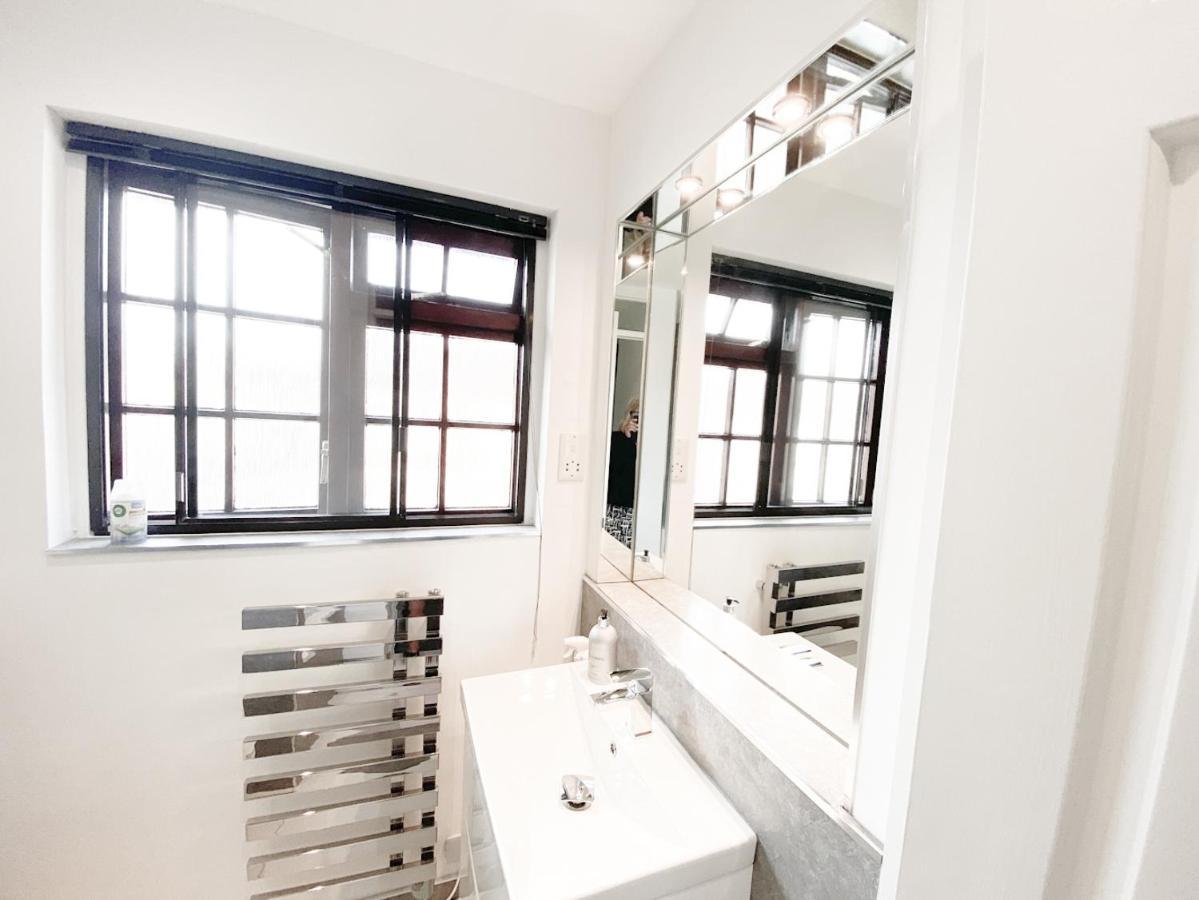 Harbourside House - Great Location - Parking - 2 En-Suites - Sleeps 5 Plus 1 Пул Экстерьер фото
