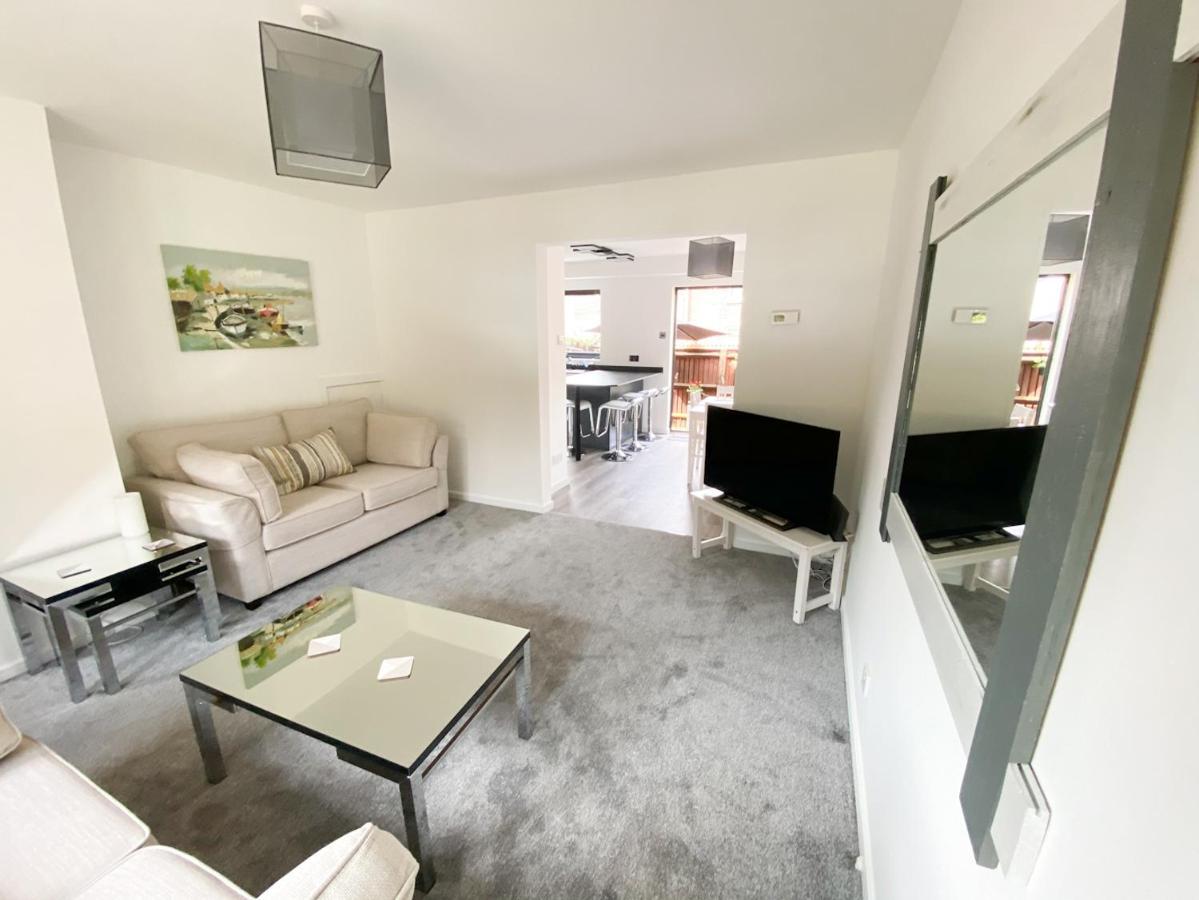 Harbourside House - Great Location - Parking - 2 En-Suites - Sleeps 5 Plus 1 Пул Экстерьер фото