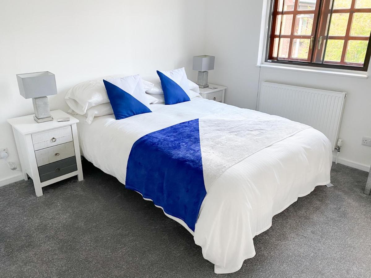 Harbourside House - Great Location - Parking - 2 En-Suites - Sleeps 5 Plus 1 Пул Экстерьер фото